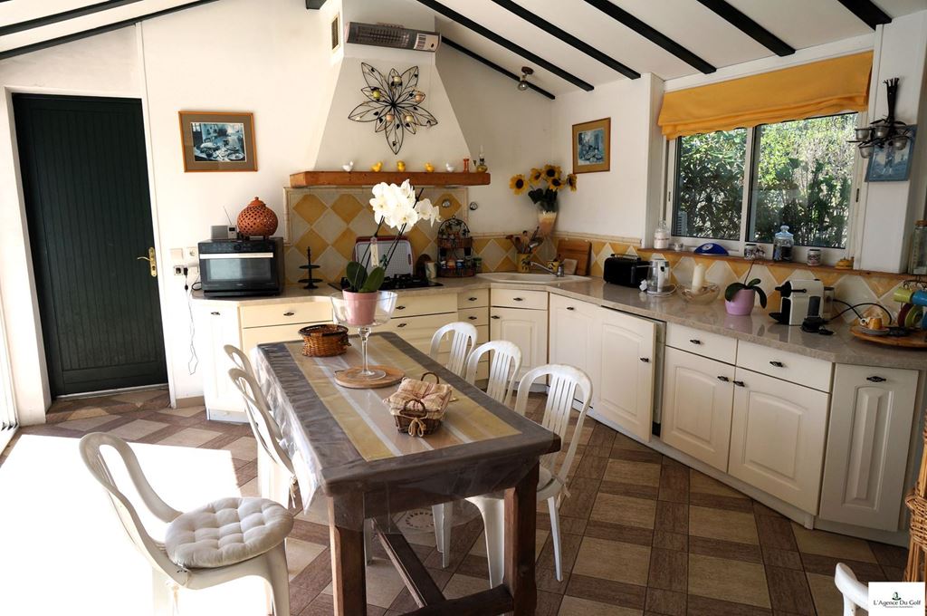 Maison basque BASSUSSARRY (64200) L'Agence du Golf