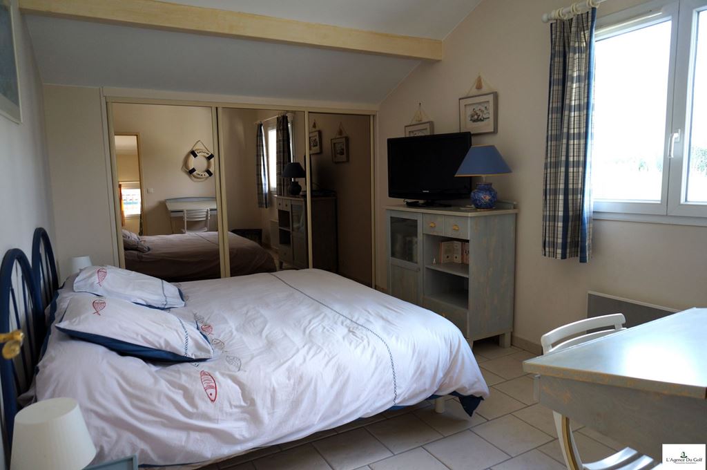 Maison basque BASSUSSARRY (64200) L'Agence du Golf